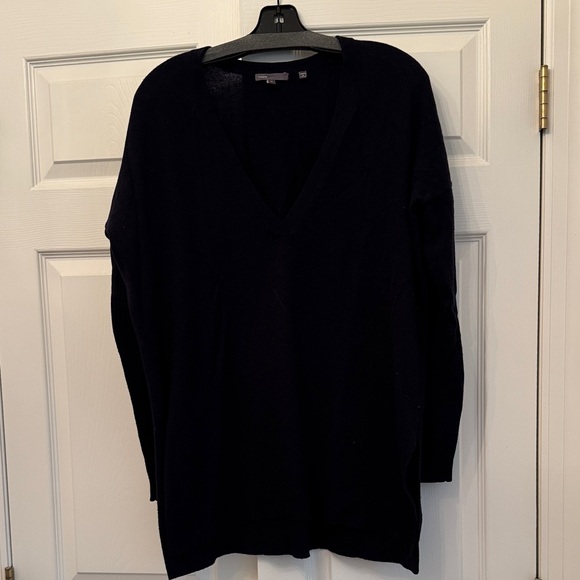 Vince Navy Women’s V-Neck Sweater - Picture 1 of 1